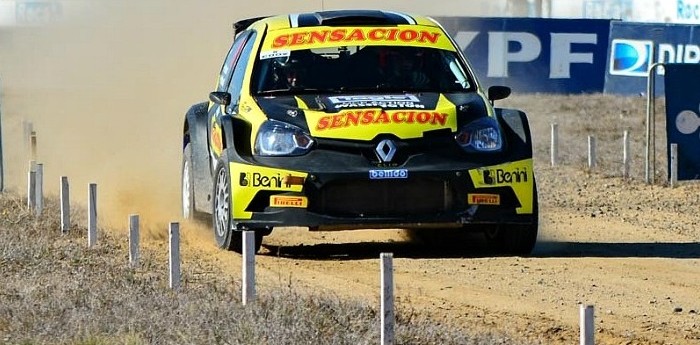 Rauly feliz con el andar del Clio