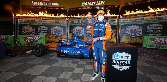 IndyCar en Road América tercera al hilo para Scott Dixon