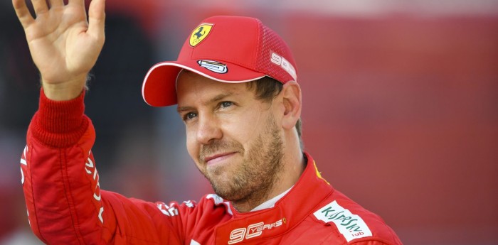 Vettel con un pie afuera de Ferrari