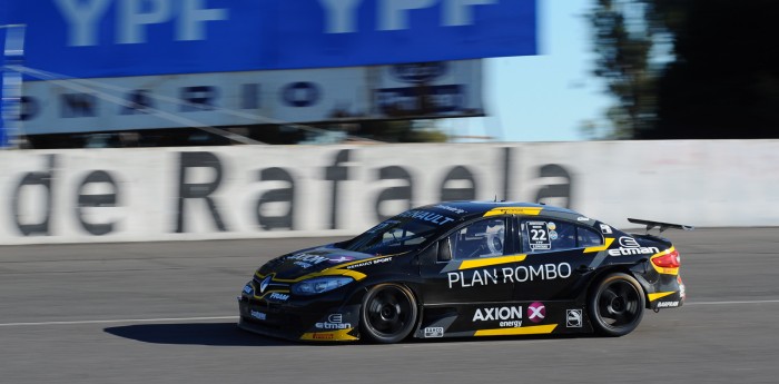 Facundo Ardusso prueba un Fluence de Renault Sport en Rafaela