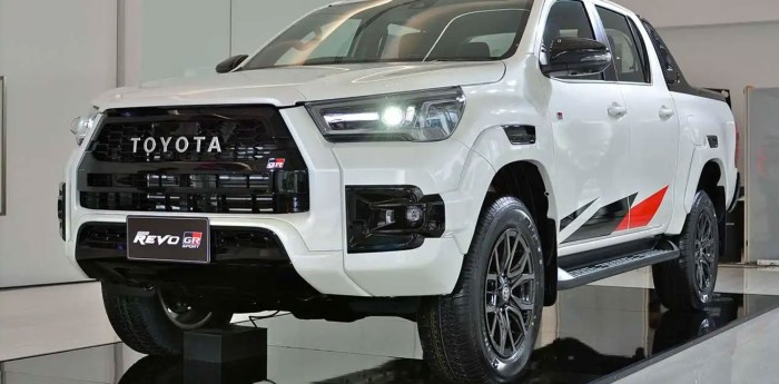 Toyota presentó en Asia la nueva Hilux GR-Sport 2022