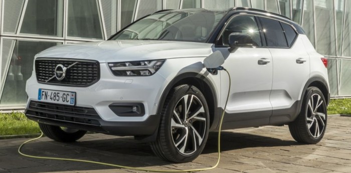 Volvo venderá en Argentina el XC40 híbrido