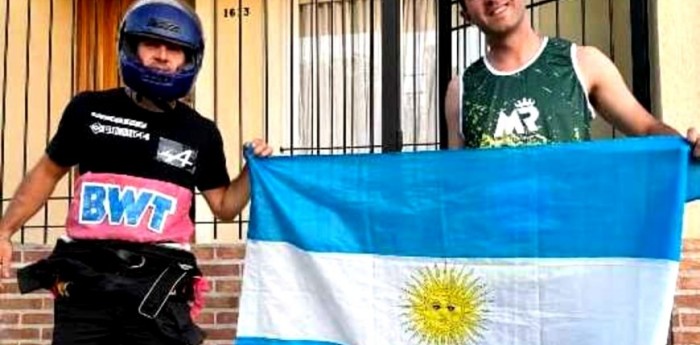 Corrió una maratón disfrazado de Colapinto y el piloto argentino le mandó un mensaje, ¿Qué le dijo?