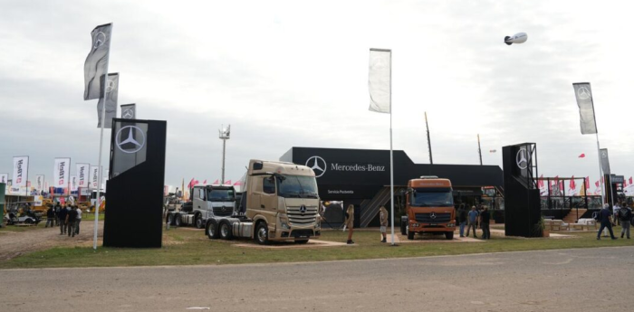 Mercedes-Benz exhibe lo nuevo en camiones y servicios en Expoagro 2025